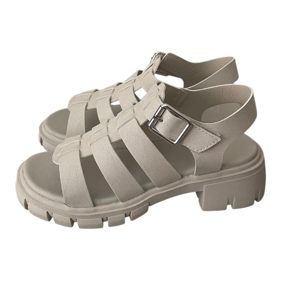 New MIA Girls Size 2 Havien Beige Platform Sandals